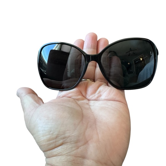 AUTHENTIC CHANEL SUNGLASSES - Picture 7 of 9